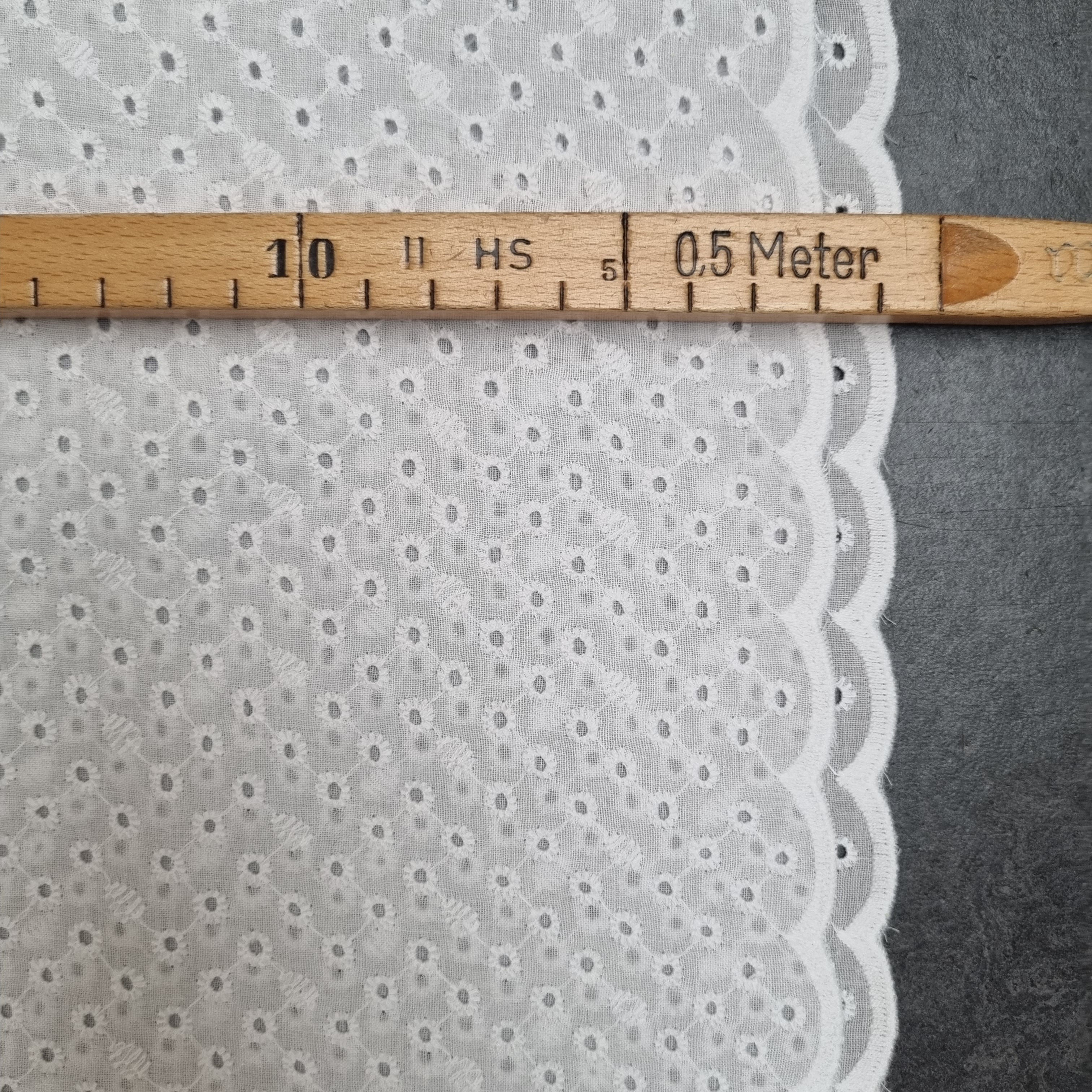 Baumwollspitze mit Bogenkante weiß Spitze, neu Malu Stoffhaus - Nähschule - Atelier Malu - Stoffhaus