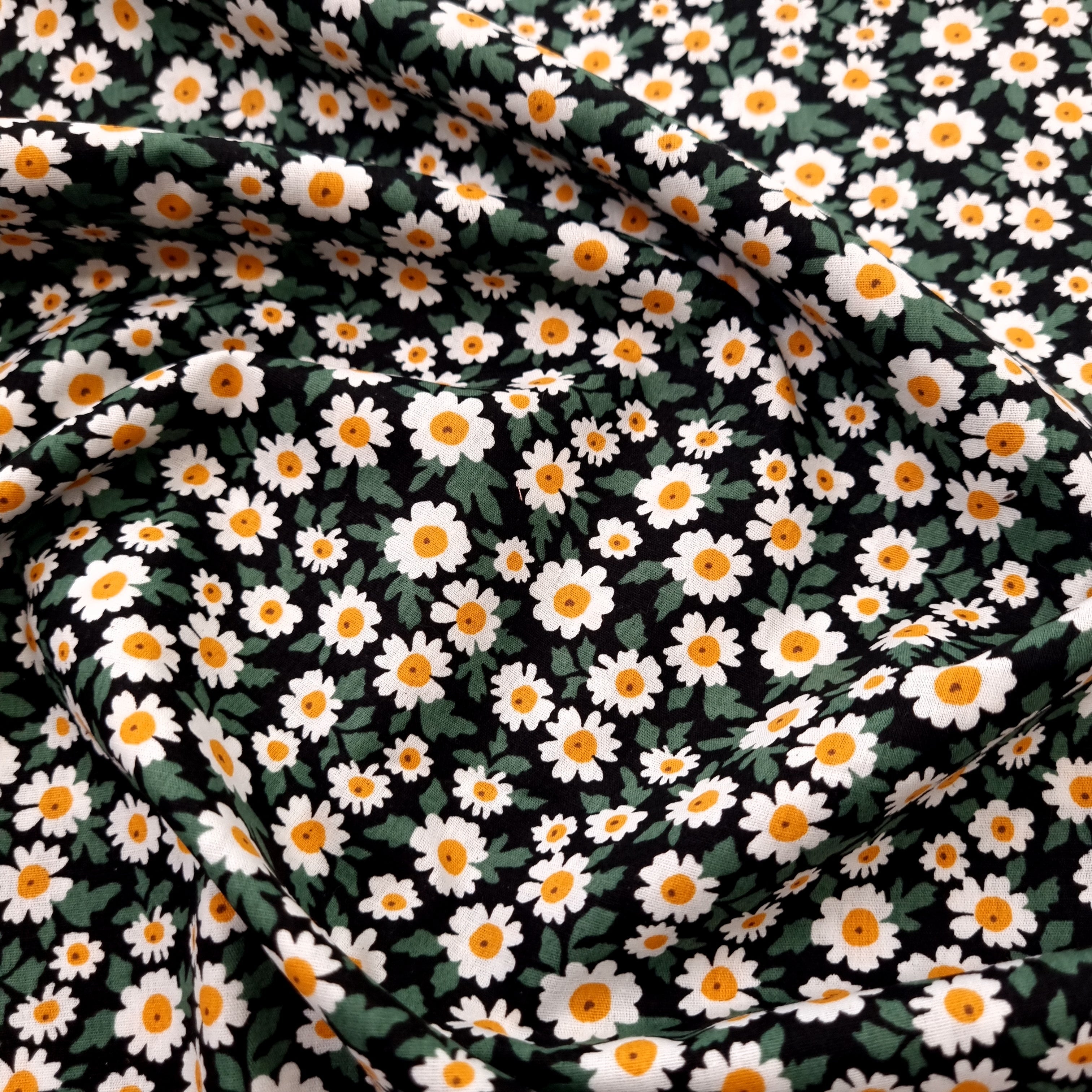 Blümchenpopeline schwarz grün weiß Webstoff Hemmers Itex Malu - Stoffhaus