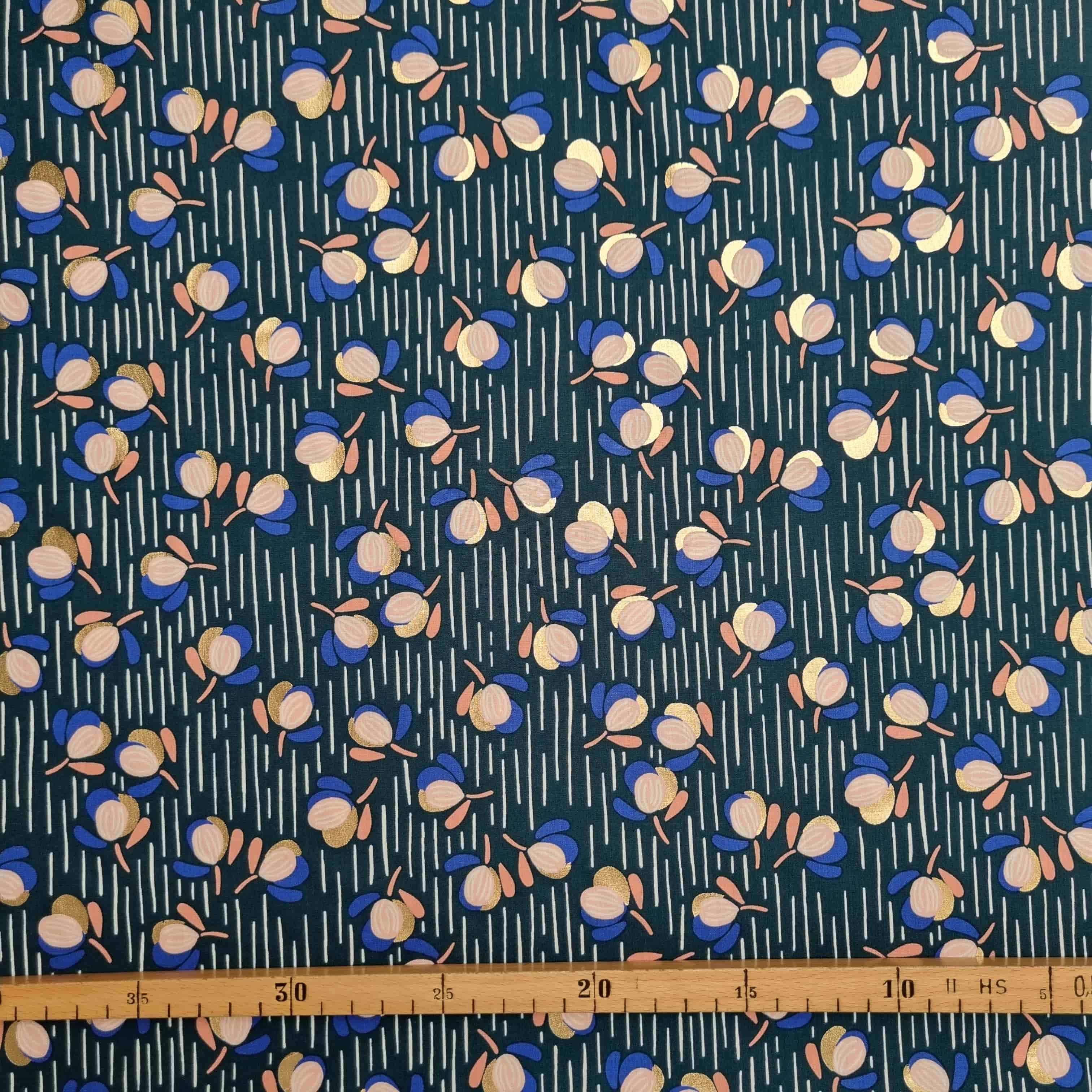 Blüten mit gold auf Viskosedruck Viskosewebstoff, neu Malu Stoffhaus Malu - Stoffhaus