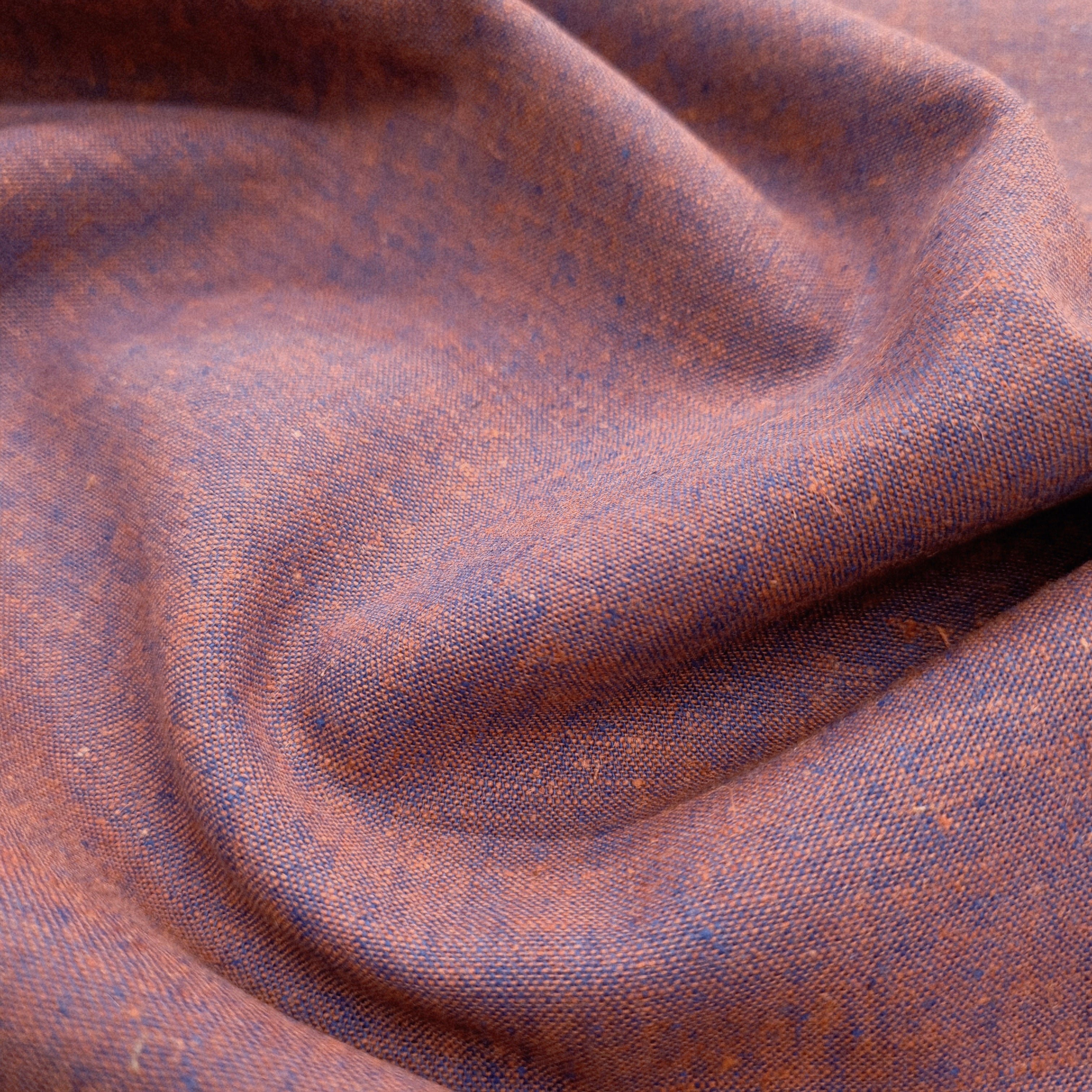 changierende LeinenBaumwollMischung blau/rostrot Webstoff, neu Verhees Malu - Stoffhaus