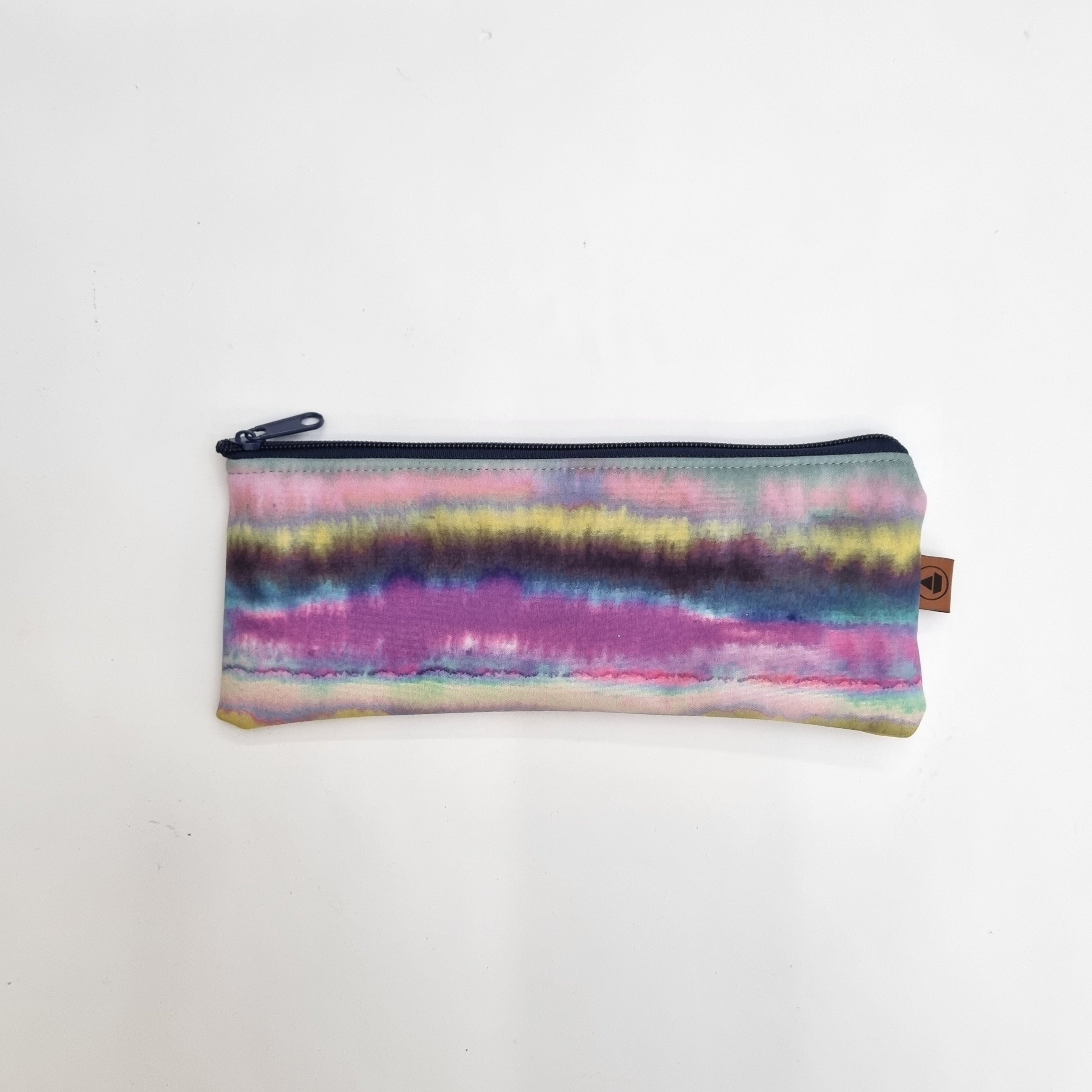 EinfachesTäschchen aus Softshell Aquarell cyclam Malu Stoffhaus - Nähschule - Atelier Malu - Stoffhaus