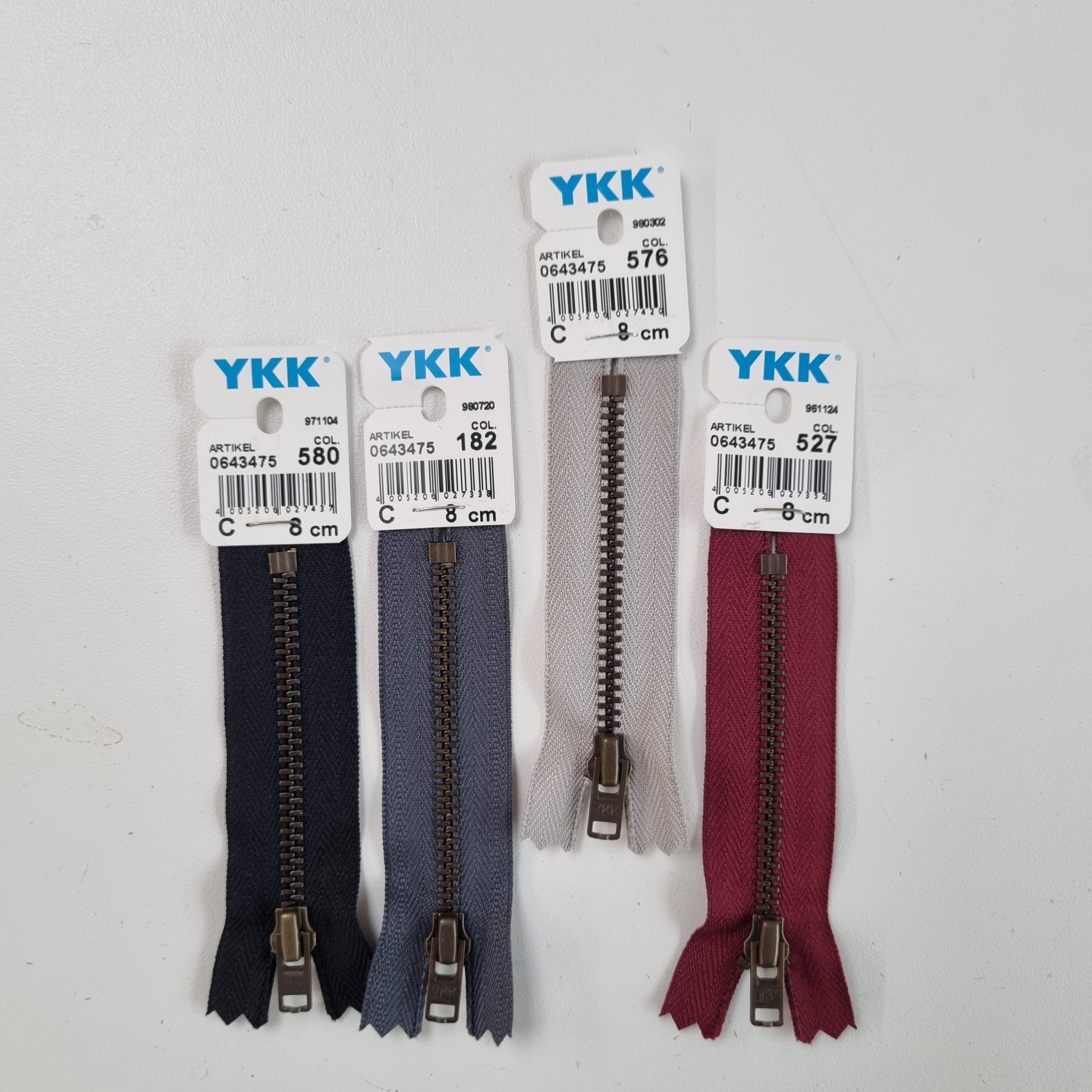 hellgrau Metall antik gold nicht teilbar 3mm Reißverschlüsse YKK Malu - Stoffhaus