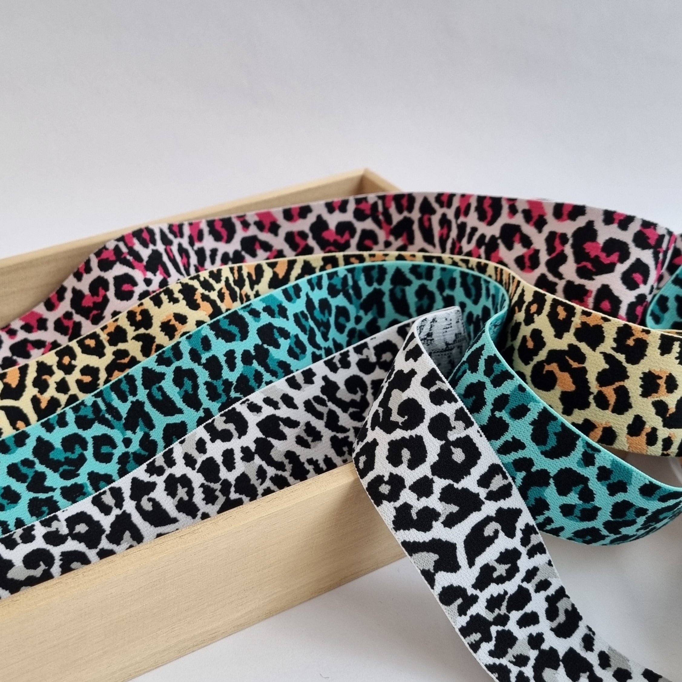 Leomuster Gummiband 40mm div. Farben Band elastisch Malu Stoffhaus Malu - Stoffhaus