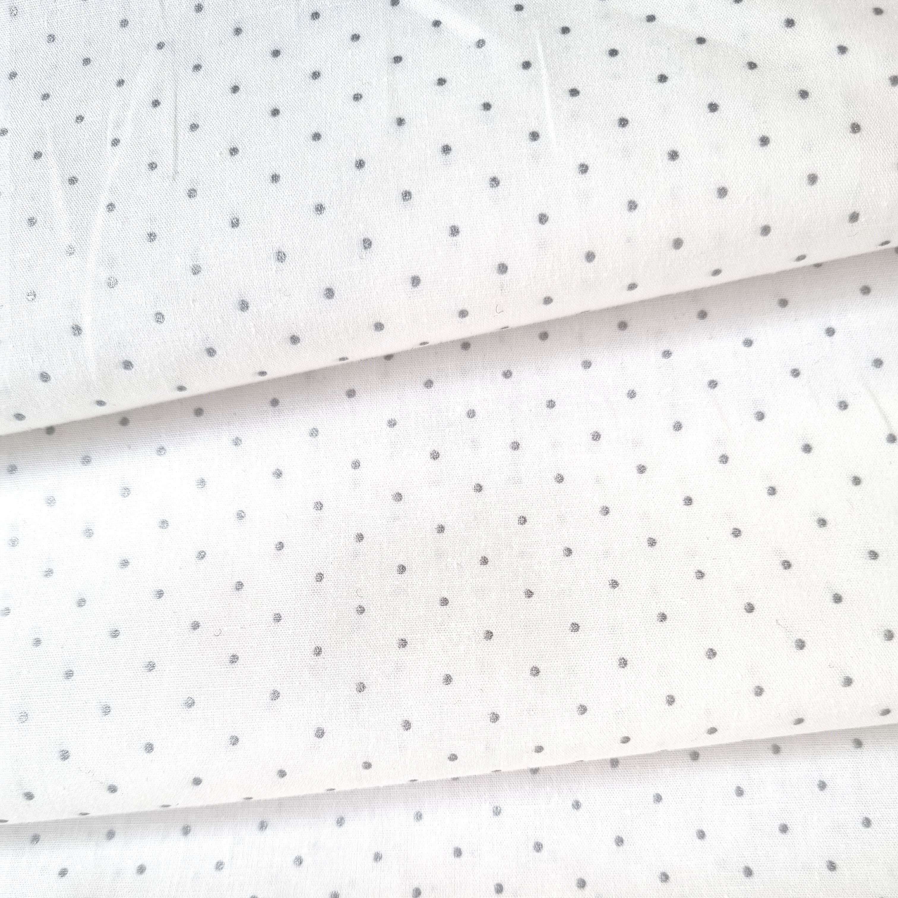 Minipünktchen auf Baumwolle div. Farben Webstoff Malu Stoffhaus silber Malu - Stoffhaus