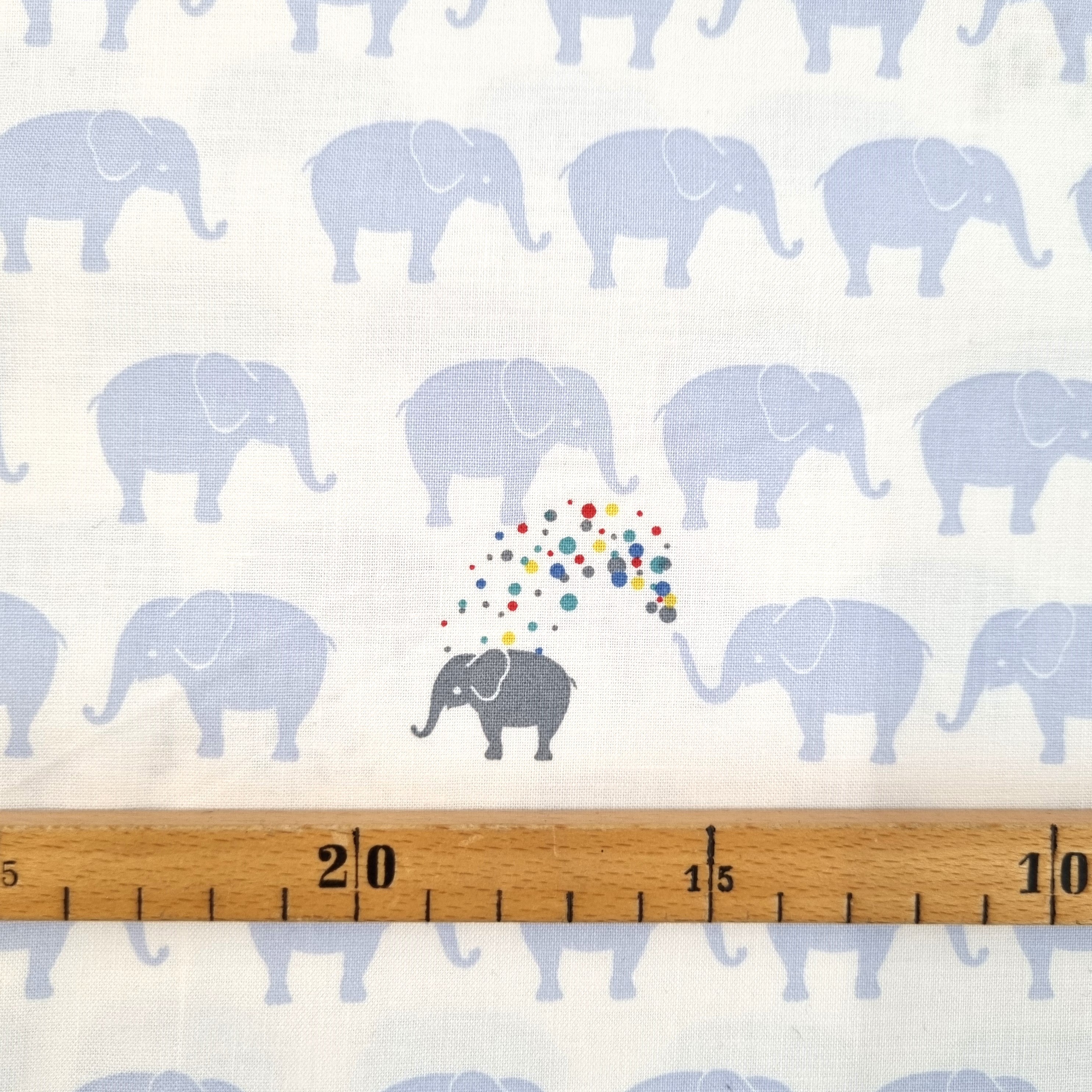 My elefant and me von Gütermann Webstoff Gütermann Elefanten hellblau/weiß Malu - Stoffhaus