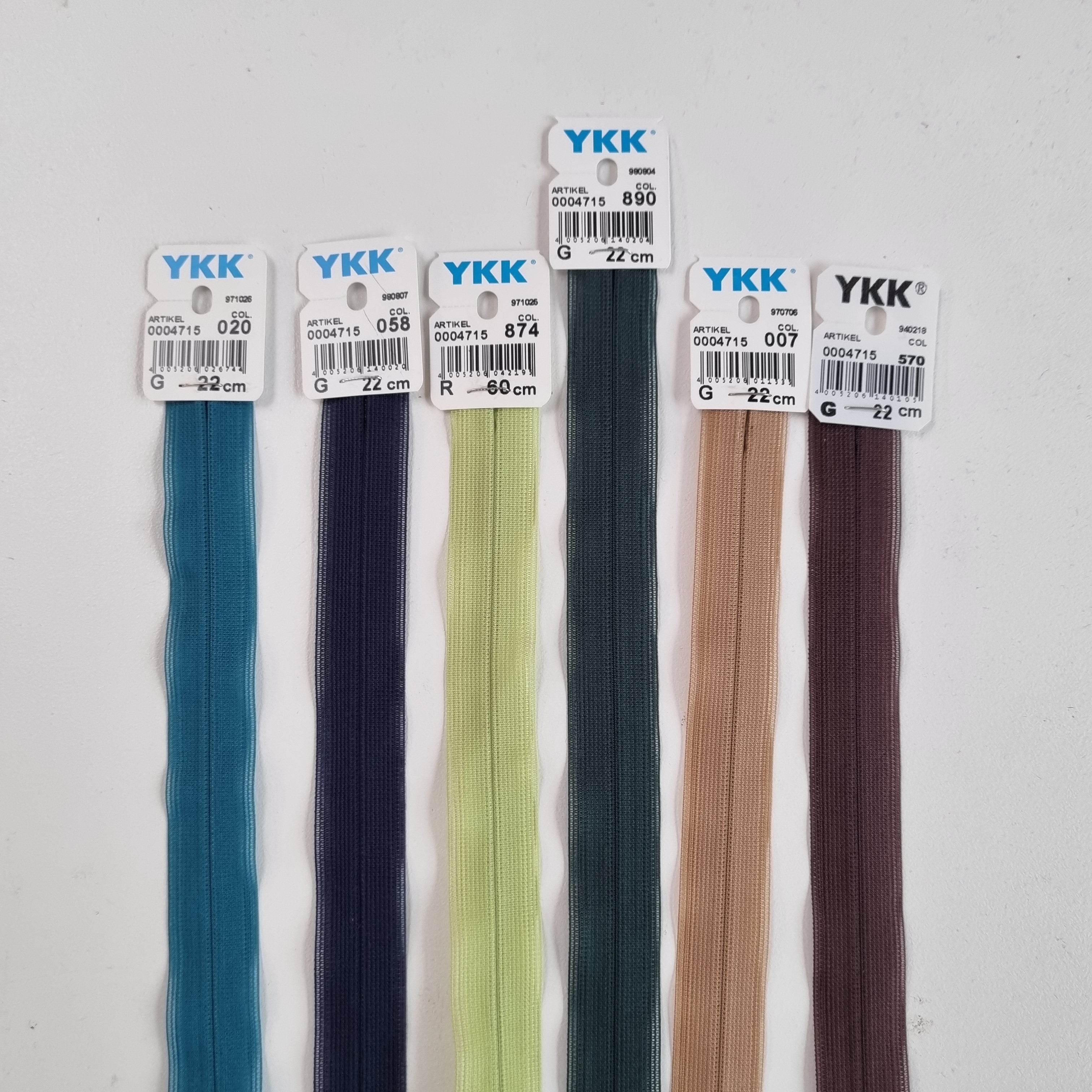 Nahtverdeckt nicht teilbar 2mm dunkelgrün Reißverschlüsse YKK Malu - Stoffhaus