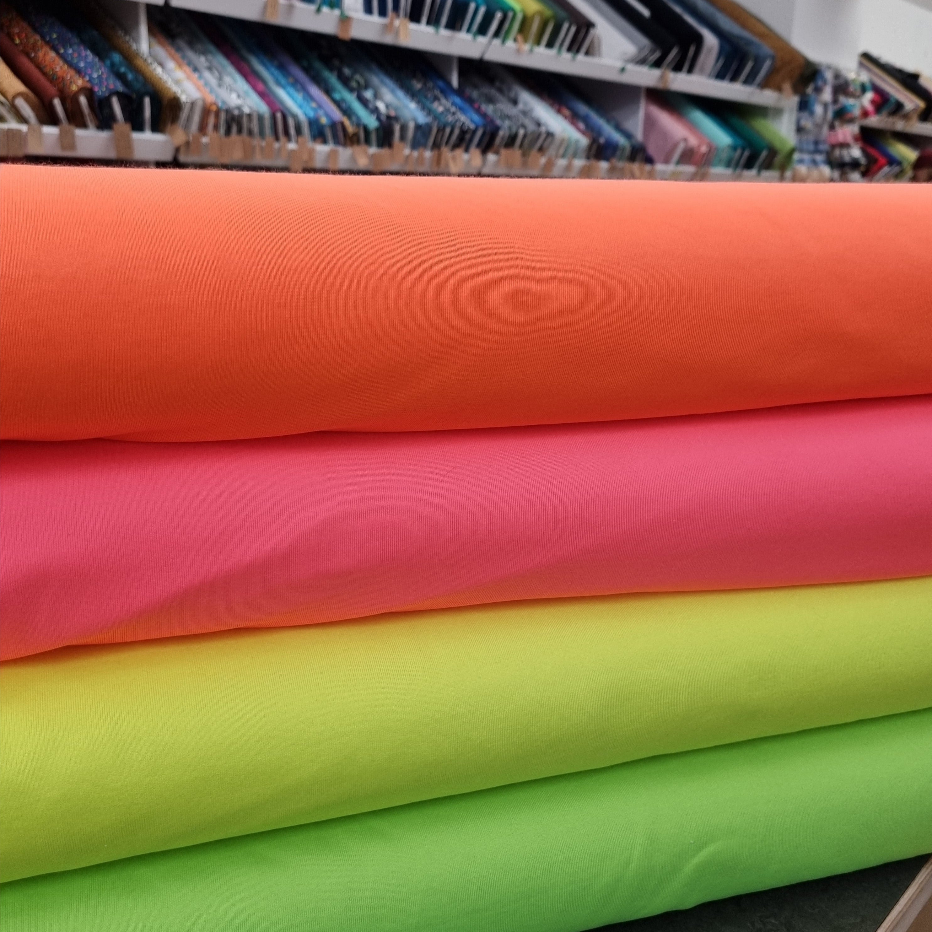 Neonsweat vier Farben Sweat, neu Malu Stoffhaus - Nähschule - Atelier Malu - Stoffhaus
