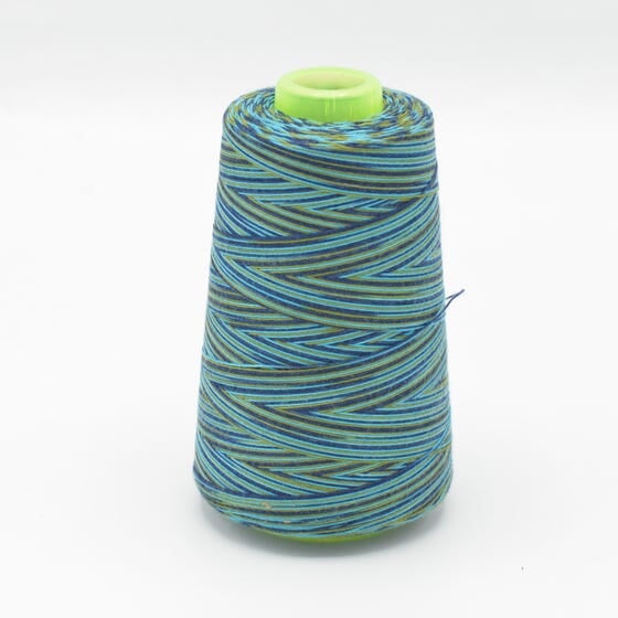 Overlockgarn multicolor Garne Malu Stoffhaus - Nähschule - Atelier Malu - Stoffhaus