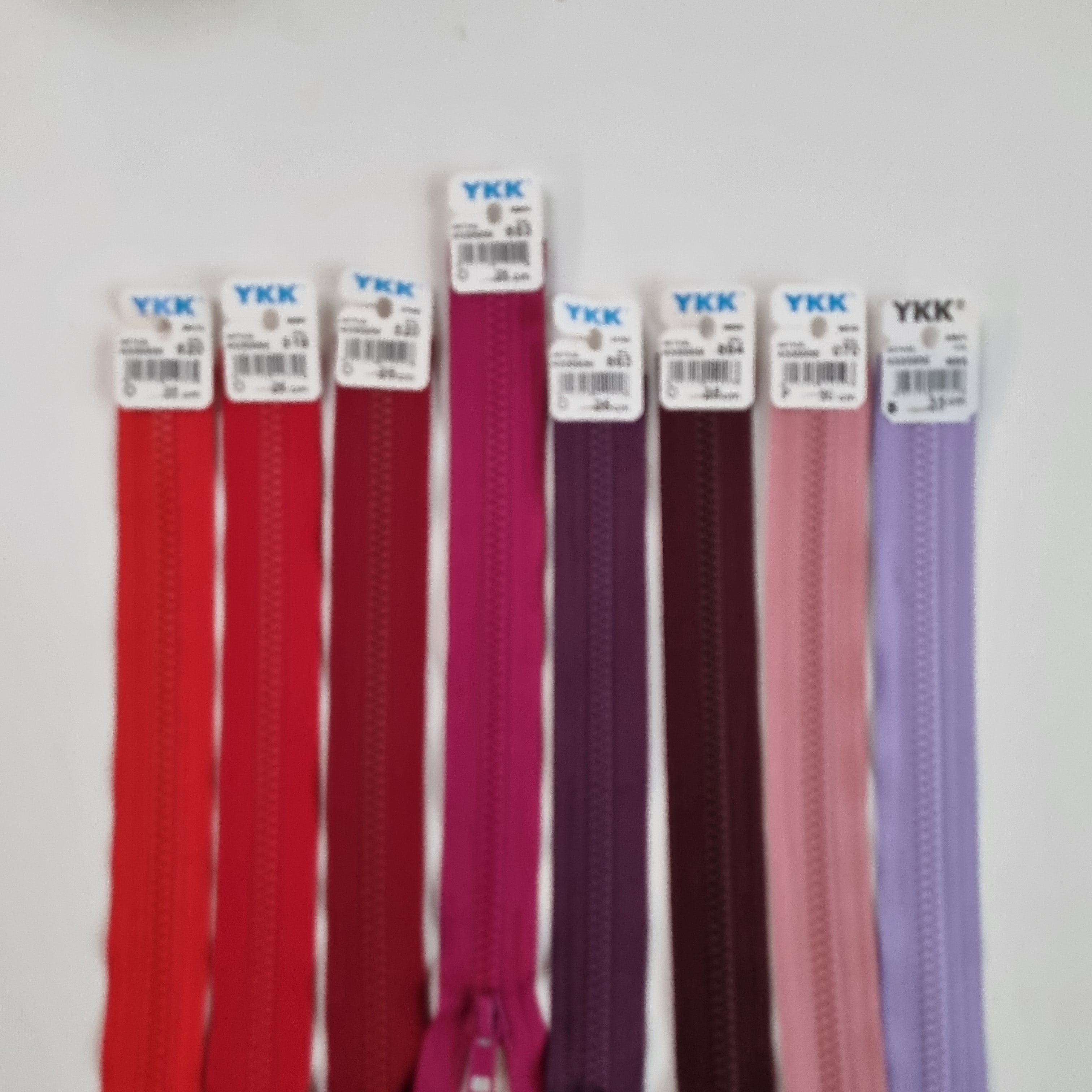 Plastikreißverschluß teilbar 5mm bordeauxviolett Reißverschlüsse YKK Malu - Stoffhaus