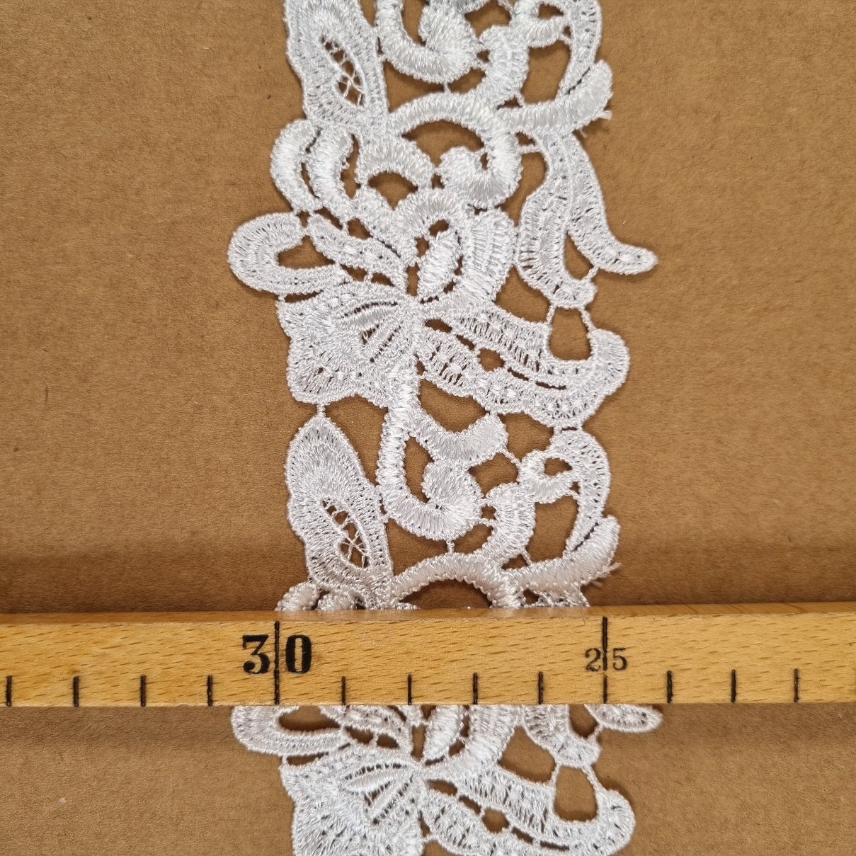 Spitzenborte fünf Farben Malu Stoffhaus - Nähschule - Atelier Weiß Malu - Stoffhaus