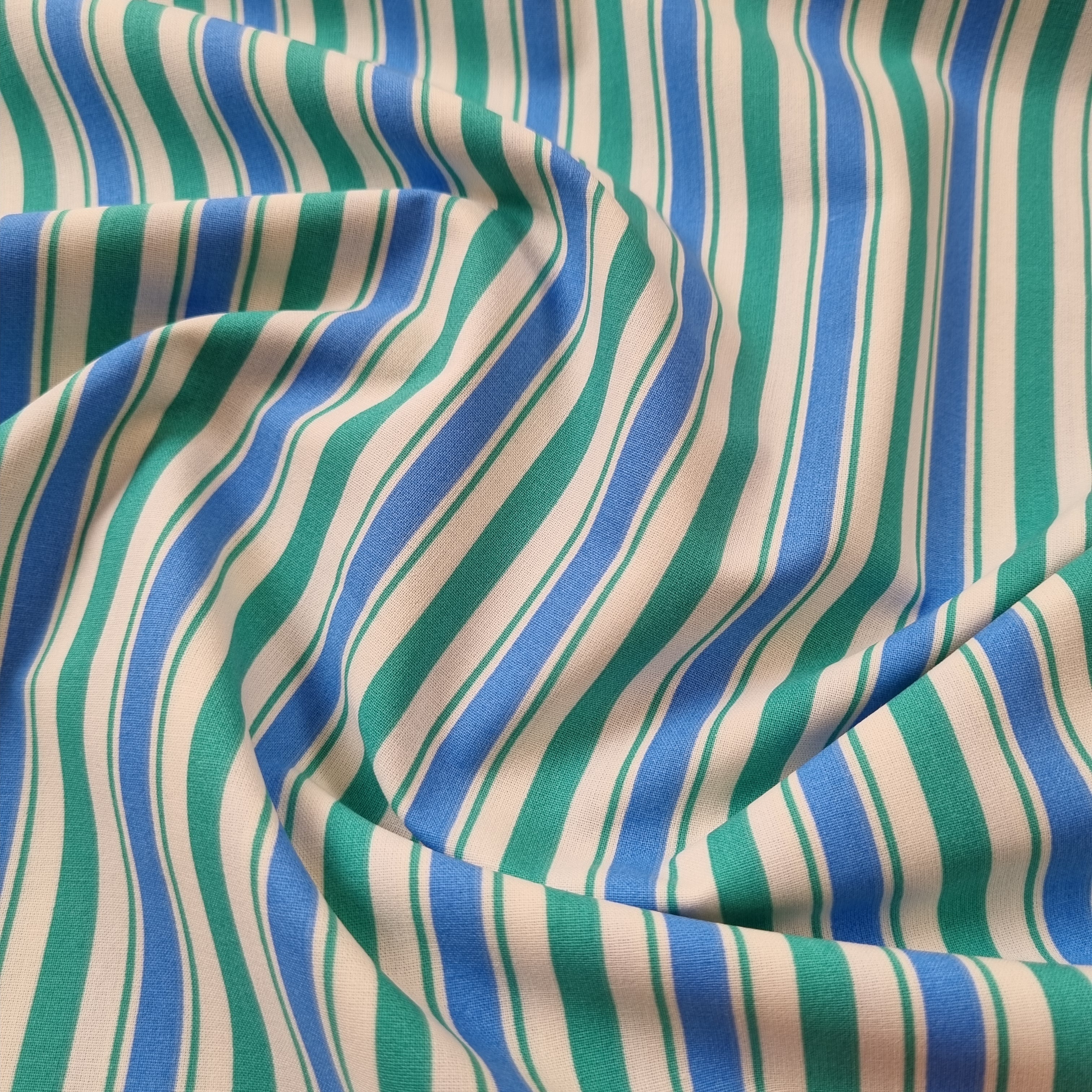 Streifendruck blau/grün Baumwollwebstoff Viskosewebstoff, neu Domotex Malu - Stoffhaus