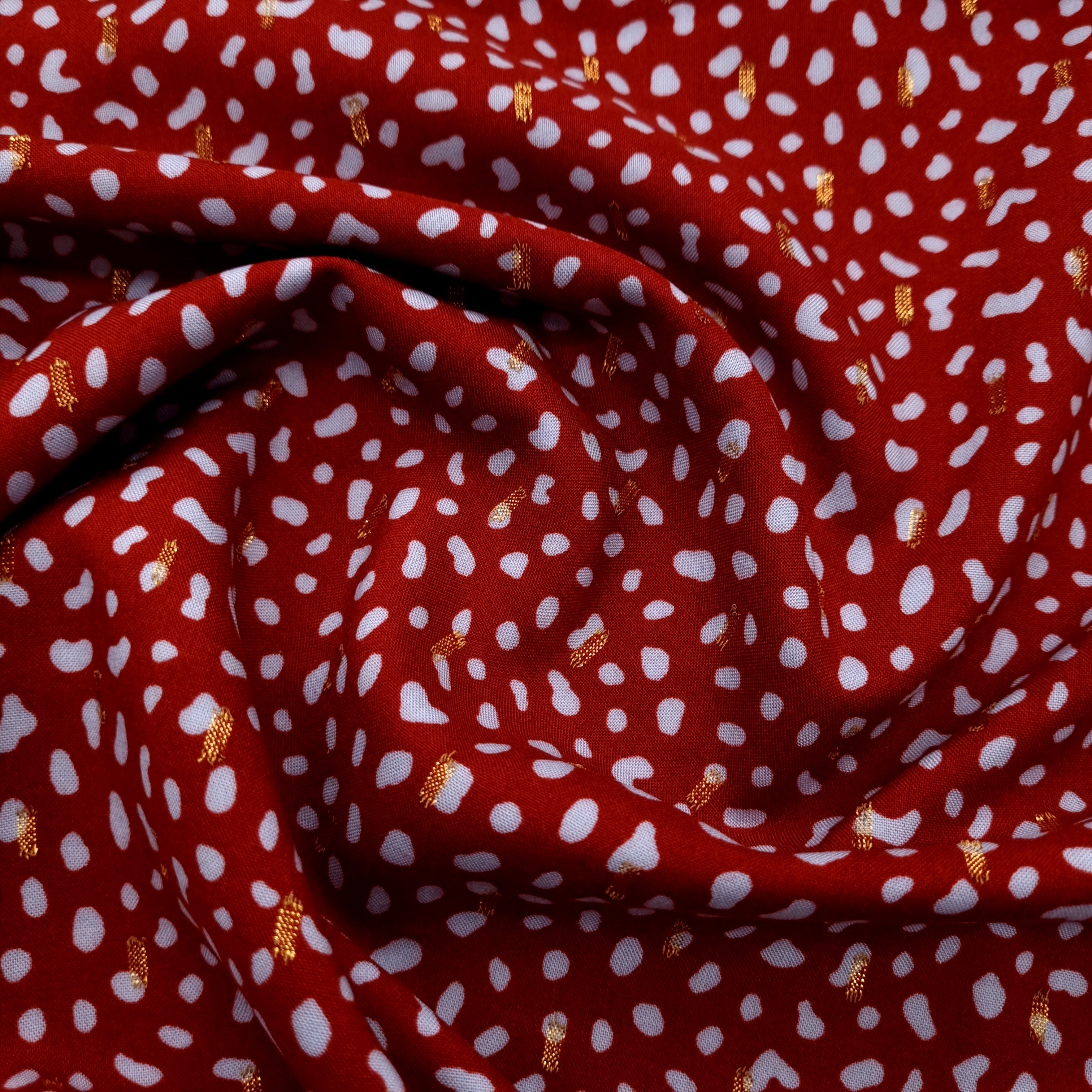 Viskosedruck dunkelrot/hellblau mit Gold Viskosewebstoff, neu Verhees Malu - Stoffhaus