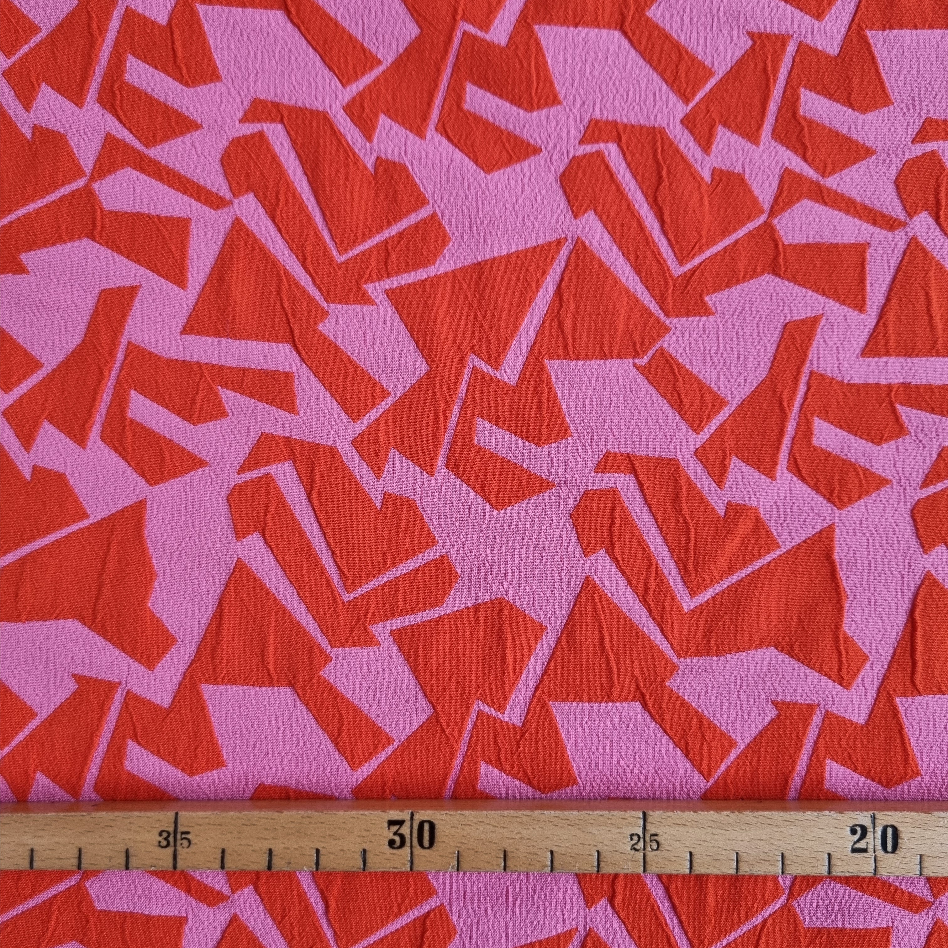 Viskosejaquard rot/pink Viskosewebstoff, neu Malu Stoffhaus Malu - Stoffhaus