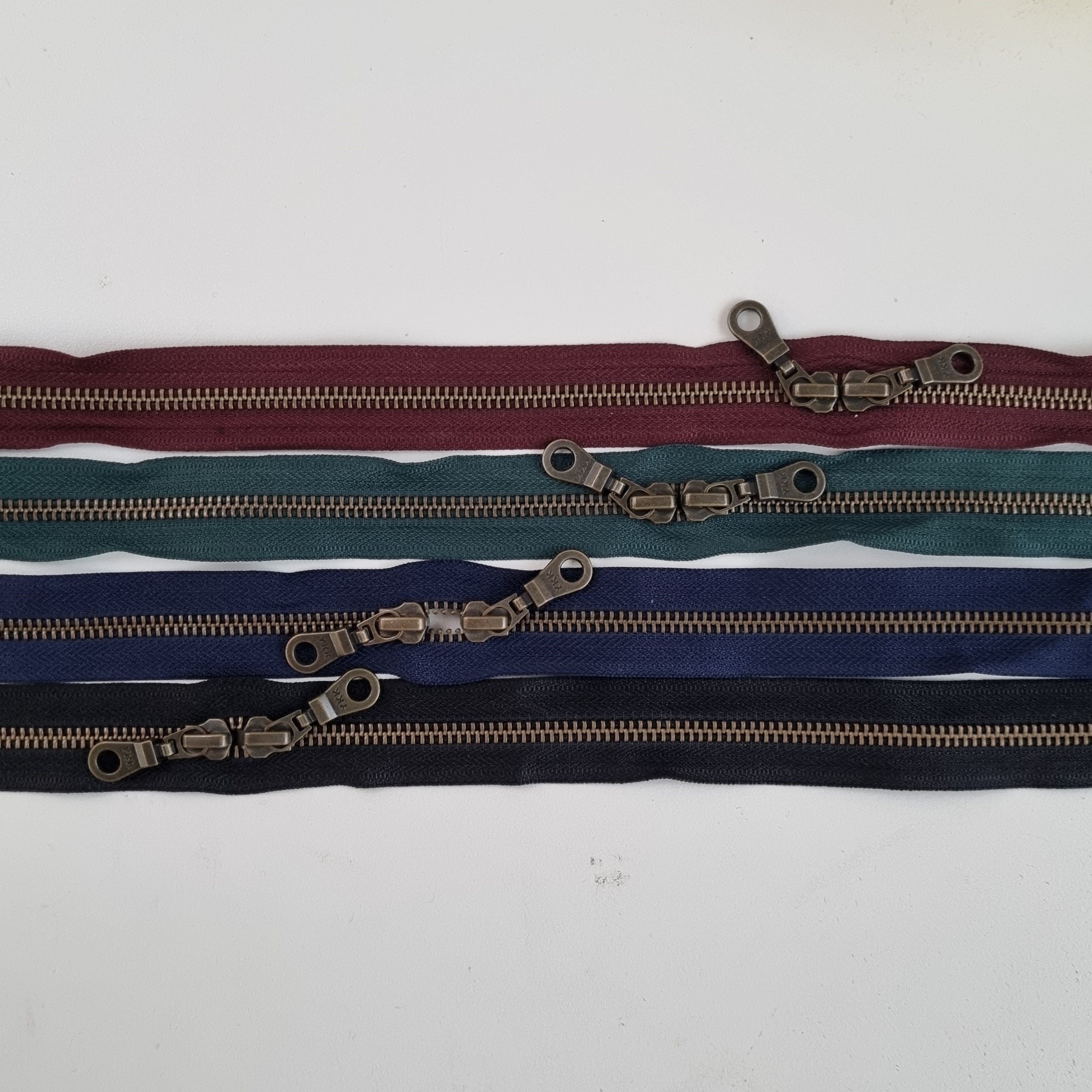 YKK Taschenreißverschluß zwei Wege metall 5mm Reißverschlüsse YKK Malu - Stoffhaus