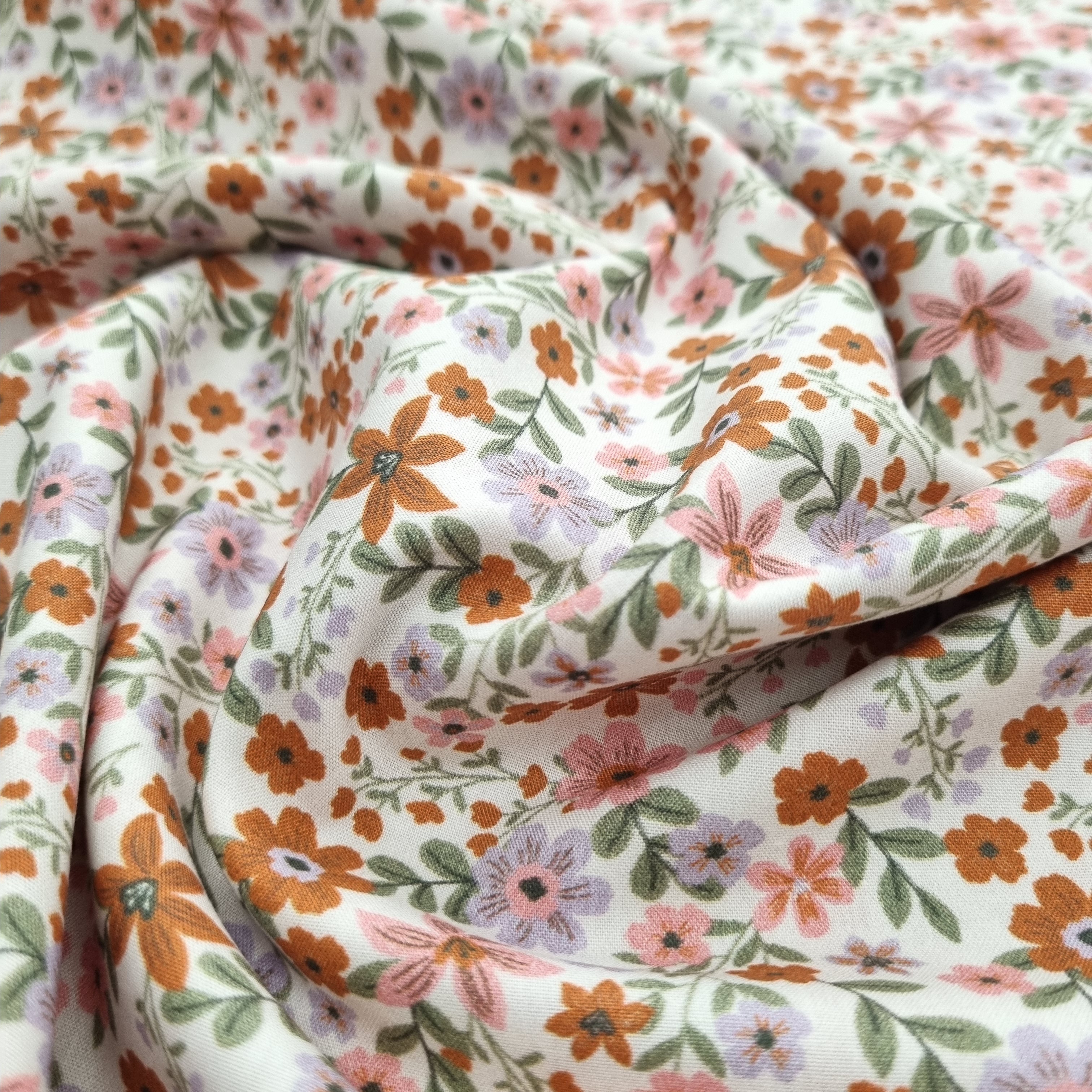 feiner Blumendruck auf weißer Popeline (GOTS) Webstoff Verhees Malu - Stoffhaus