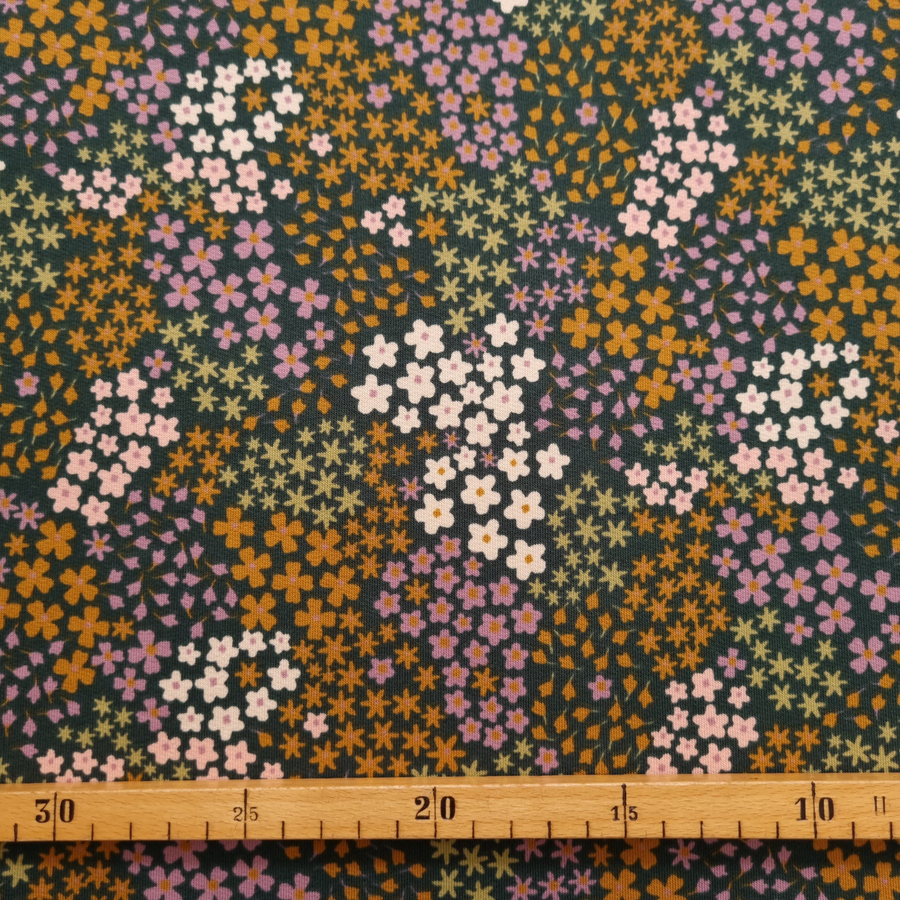 florales Muster auf French Terry Sweat, neu Malu Stoffhaus - Nähschule - Atelier Malu - Stoffhaus