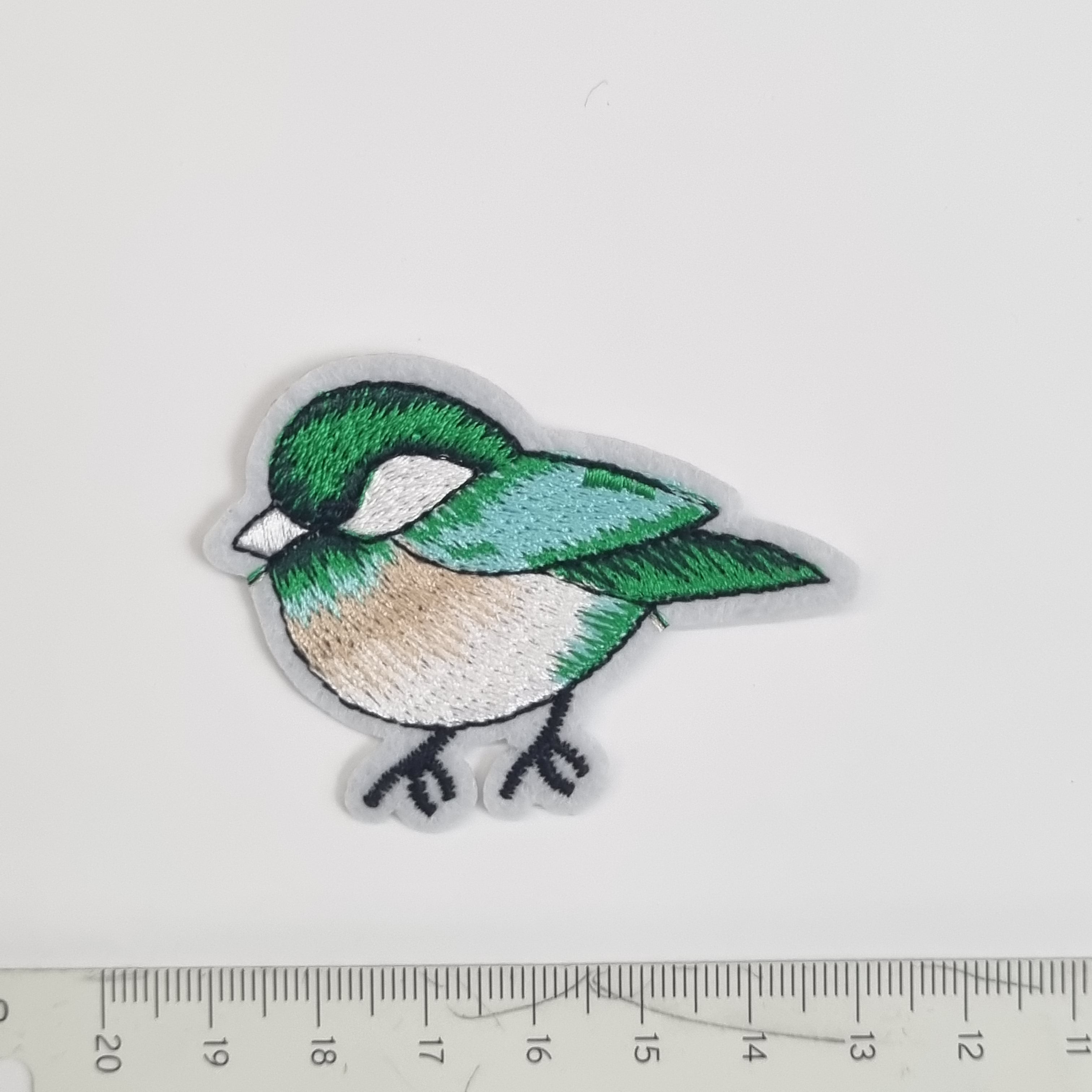 grüner Spatz Applikation Kurzware neu Malu Stoffhaus Malu - Stoffhaus