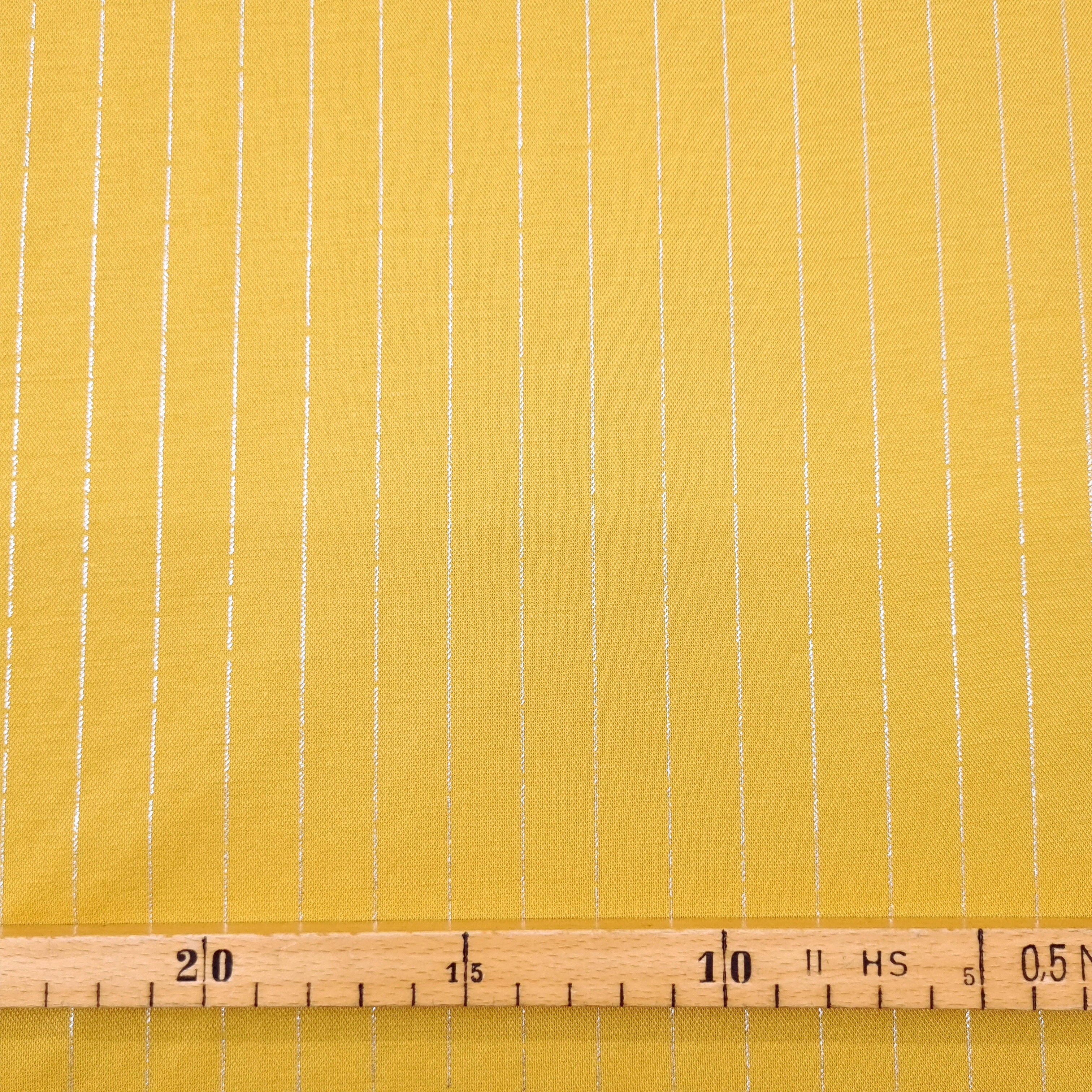 Nadelstreifen Viskosemischung senfgelb Webstoff, neu Quality Textiles Malu - Stoffhaus