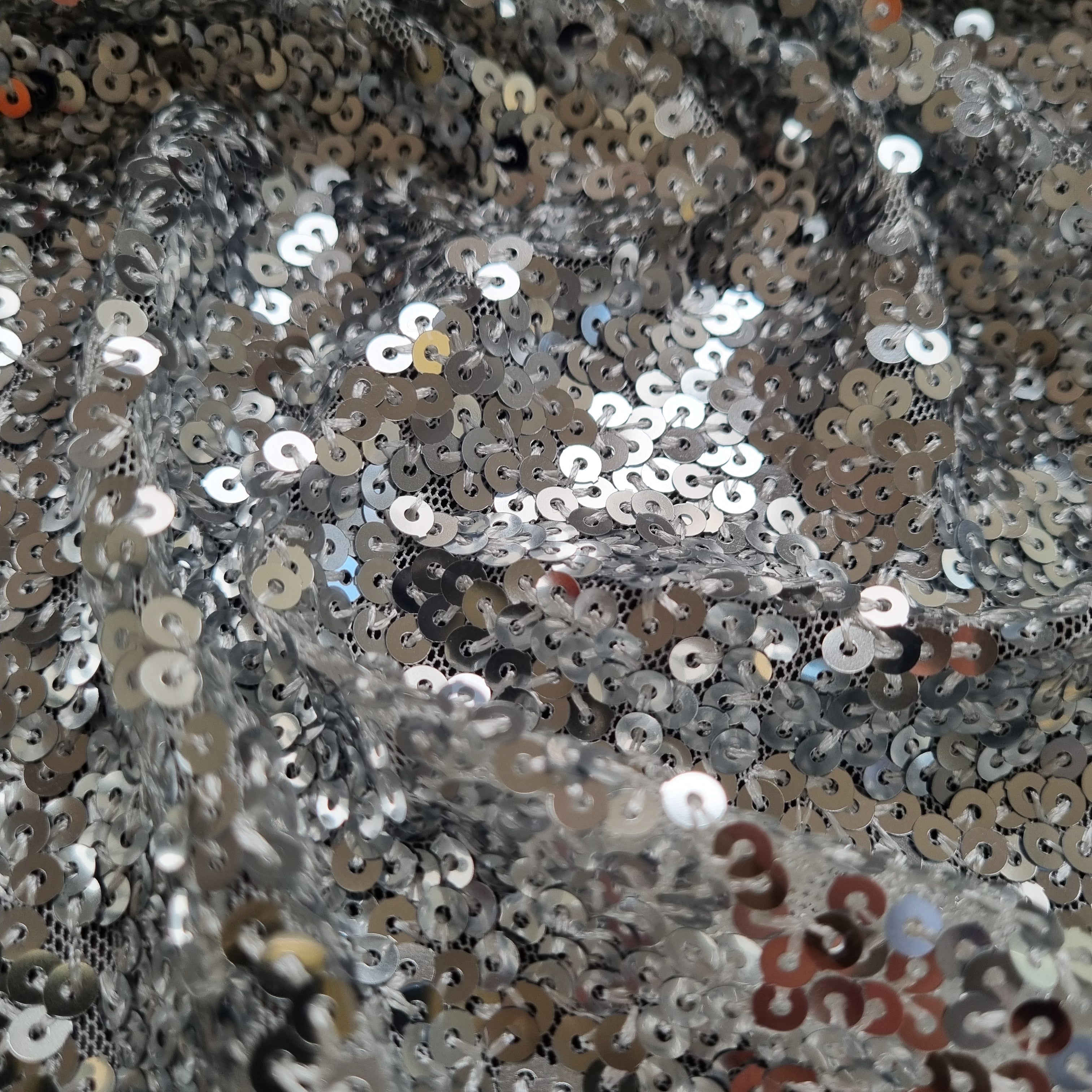 Pallietten silber Webstoff, neu MANIFATTURA FODERAMI CIMMINO Malu - Stoffhaus