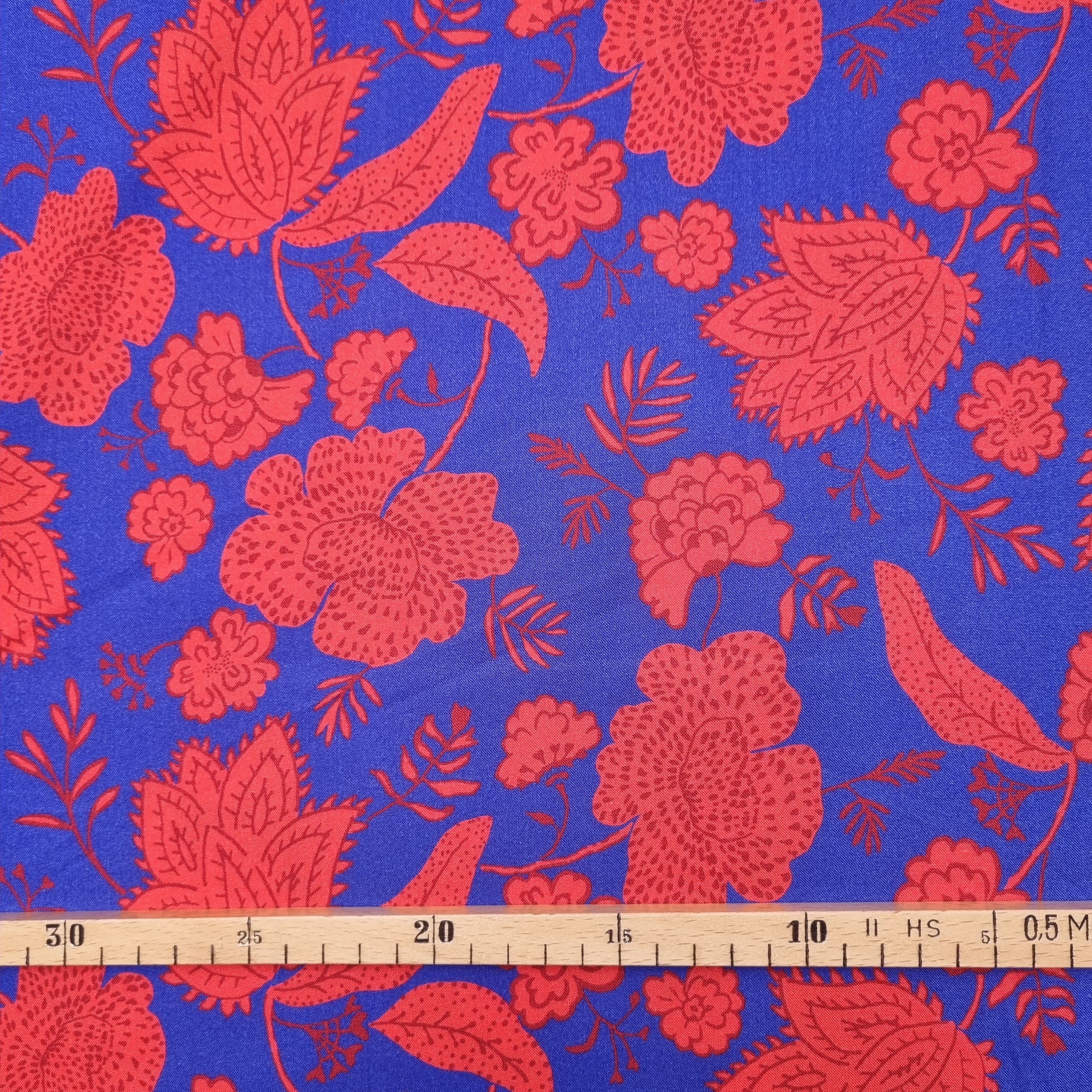 Viskosedruck florales Muster rot/blau Viskosewebstoff, neu Domotex Malu - Stoffhaus